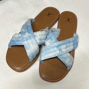SALE Slide on Sandals size 8 blue & white tie dye